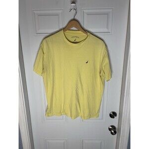 Nautica T Shirt Mens Size Medium Yellow Short Sleeve Cotton Pullover
